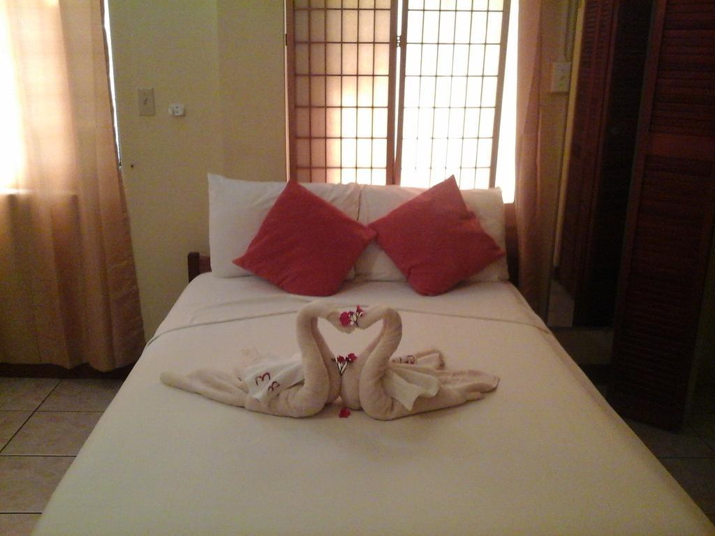 Belcove Hotel & Guesthouse Белиз Сити Екстериор снимка
